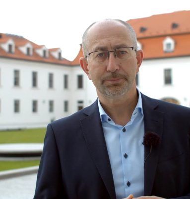 Šéf hospodárskeho výboru Kremský: Dáždnik SaS mi pripadá veľmi deravý