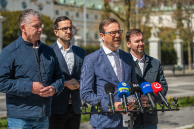 Vláda nie je schopná nájsť zdroje na dostavbu nemocníc