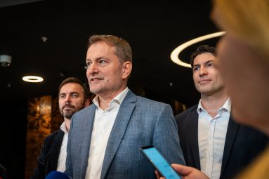 10. otázka projektu Prevrat 2027: Ľudia majú mať prístup ku všetkým výdavkom štátu