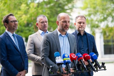 Fico rozvrátil slovensko-maďarské vzťahy, jeho kontroverzný paragraf musí z Trestného zákona zmiznúť