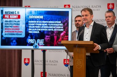 11. otázka v ankete PREVRAT 2027: Hypotekárne prázdniny pre rodiny s malými deťmi
